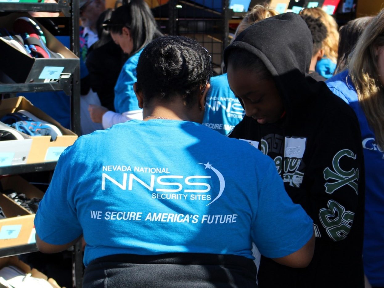 A student and NNSS volunteer.